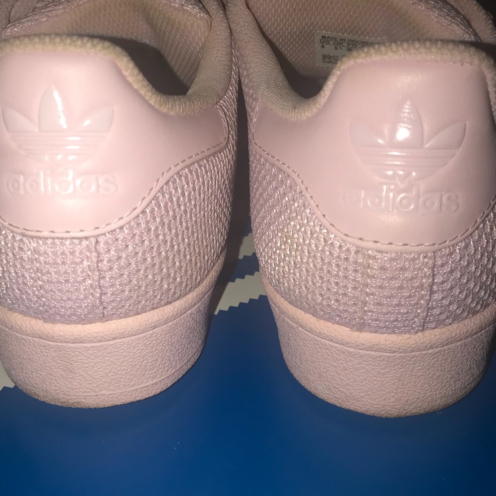 Baby Pink Adidas Superstar - Picture 4 of 6